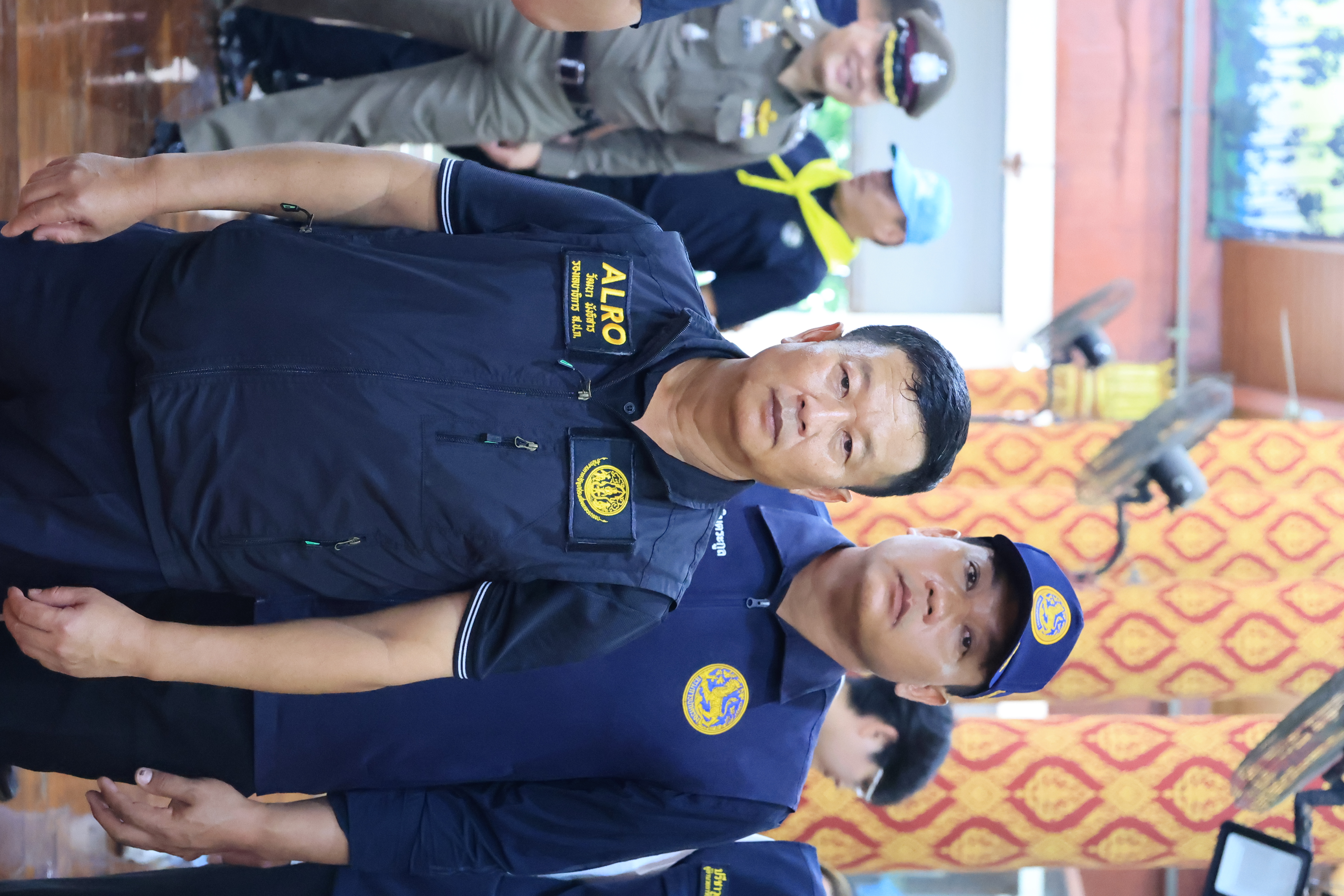 title - ส.ป.ก. ติดตามรมช.เกษตรฯ ช่วยเหลือพี่น้องผู้ประสบอุทกภัย ในเขตจังหวัดปทุมธานี